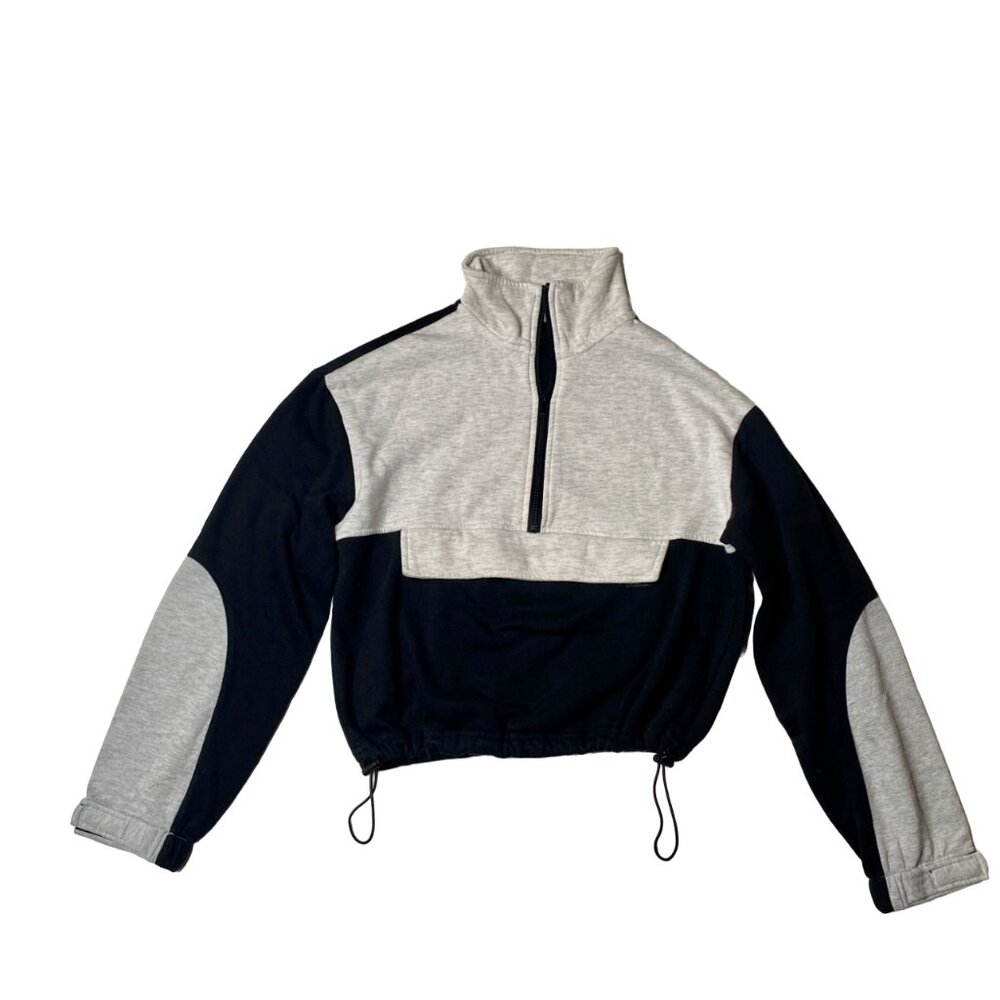 Garage Women's Cropped Pullover in Grey and Black, size Extra Small
